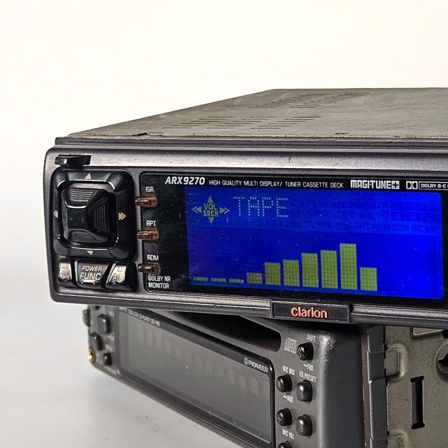 Clarion ARX9270 car audio