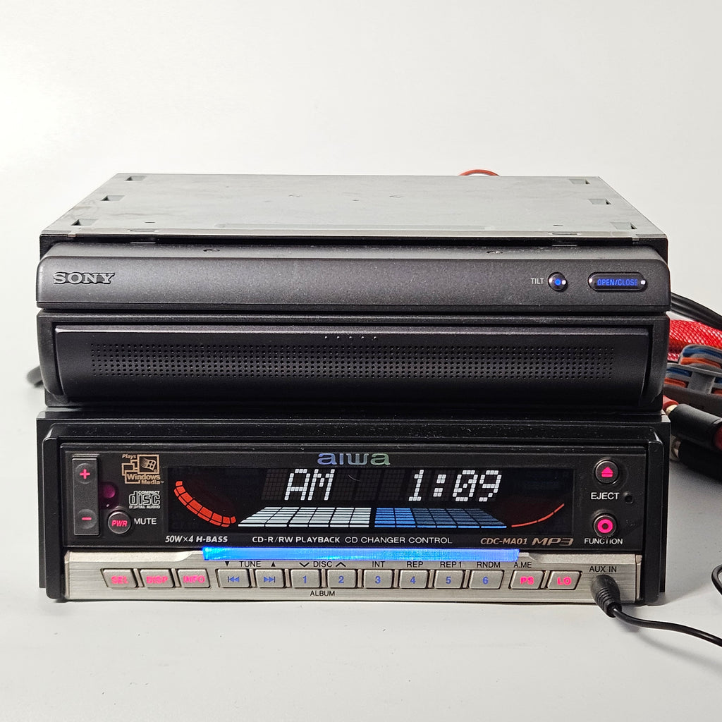 Aiwa CDC-MA01 / Sony W7000 car audio
