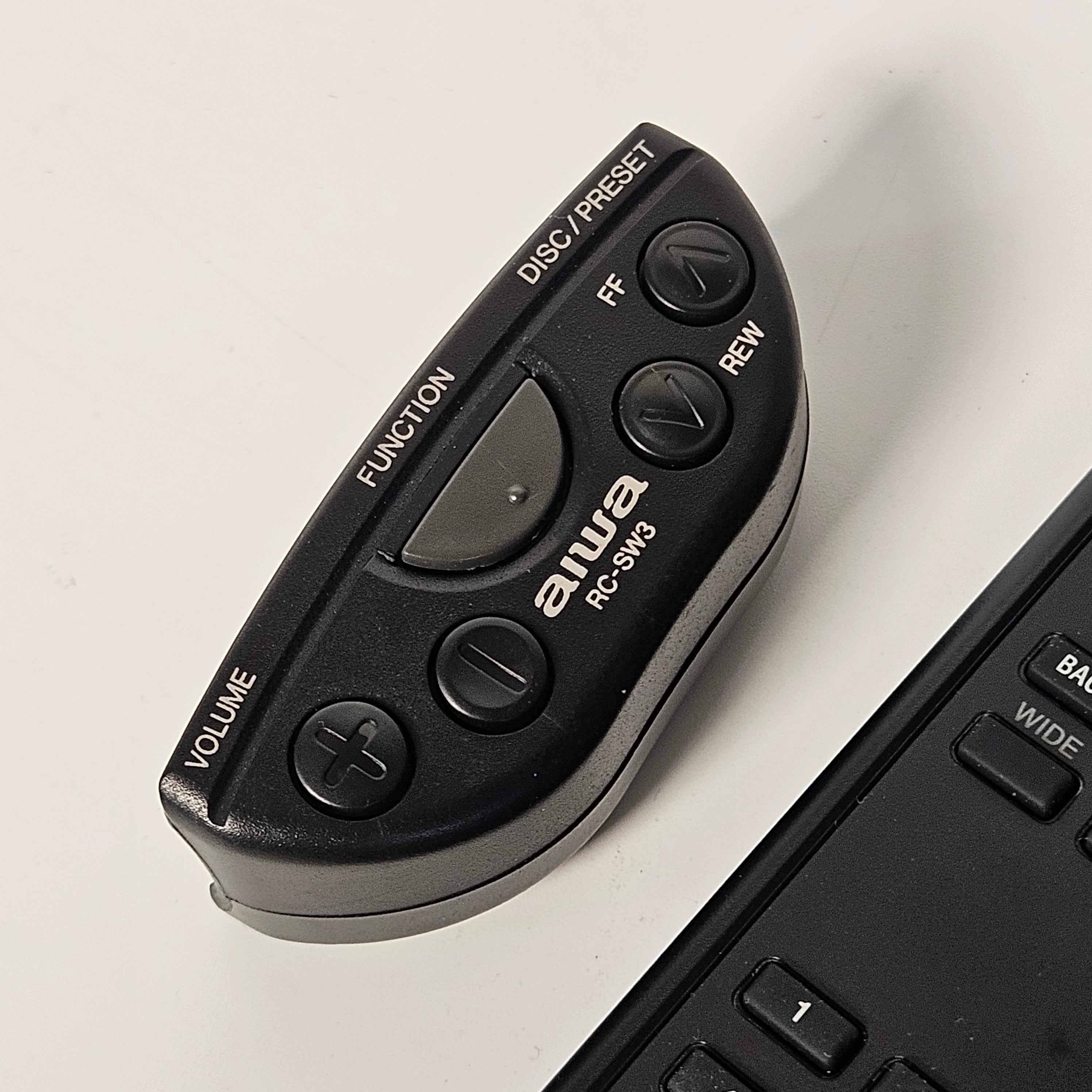 Aiwa CDC-MA01 / Sony W7000 car audio