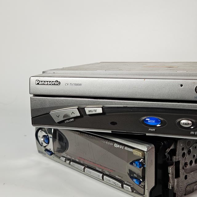Panasonic CY-TV7000W