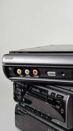 Sony W7000