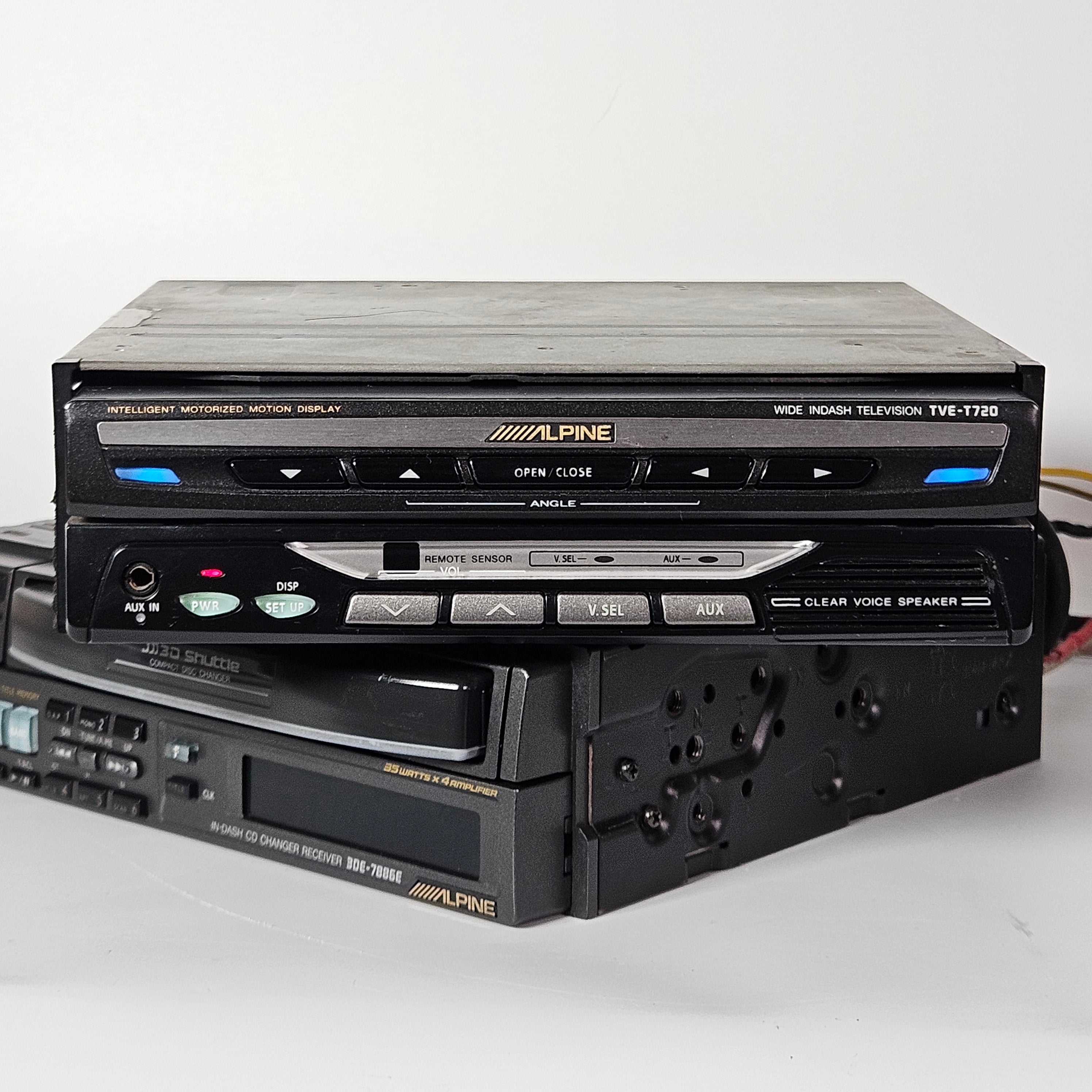 Alpine TVE-T720
