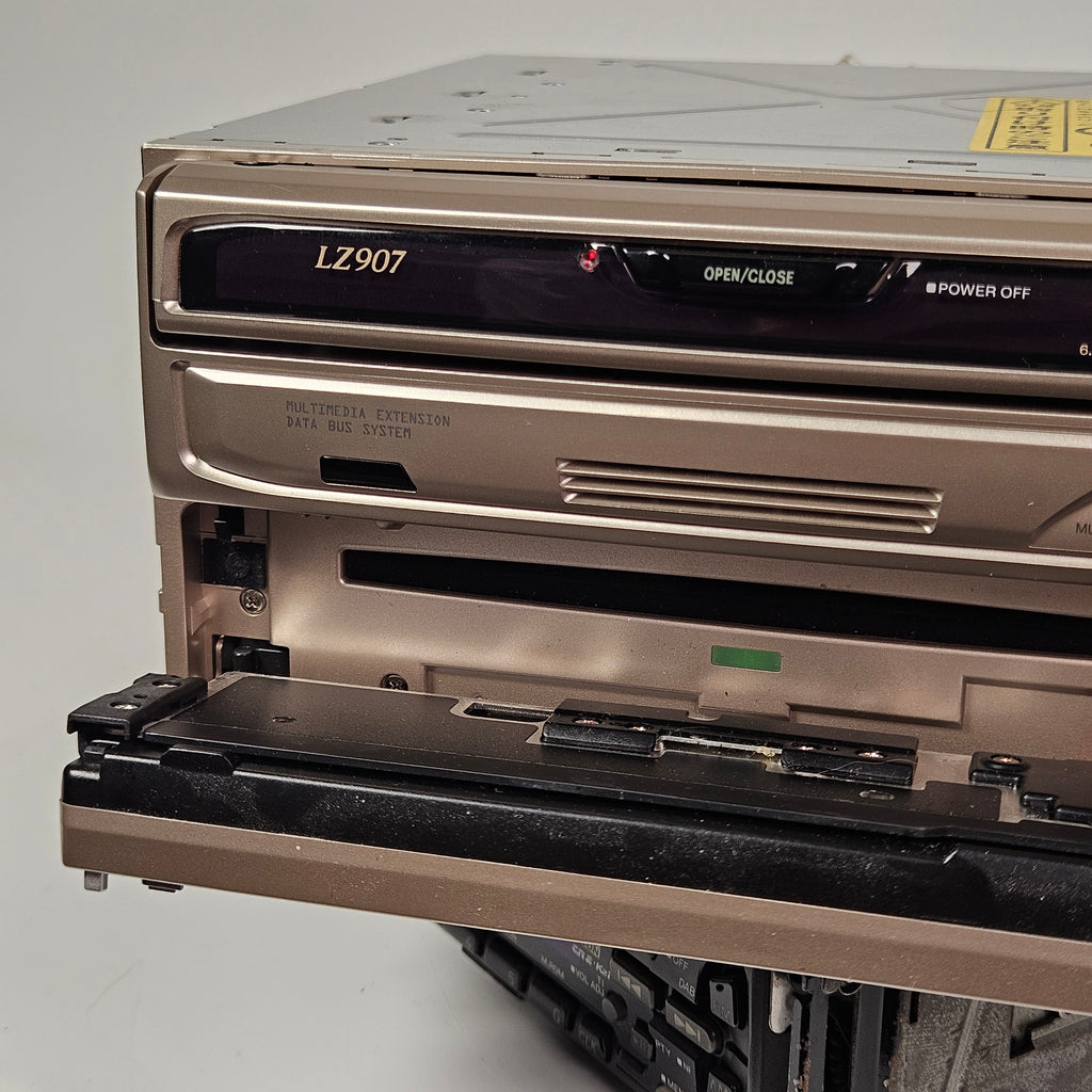 Kenwood LZ907, KDV-Z930