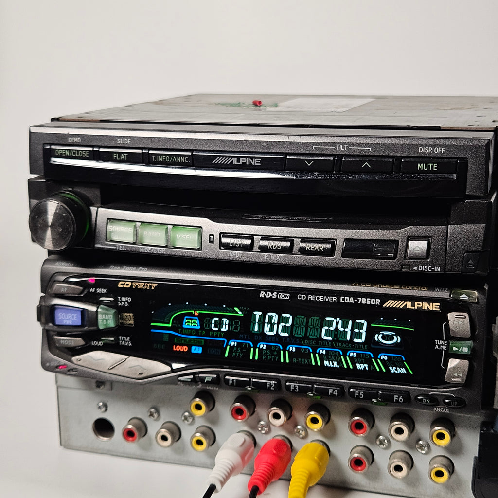 Alpine CDA-7850R/ IVA-D900R