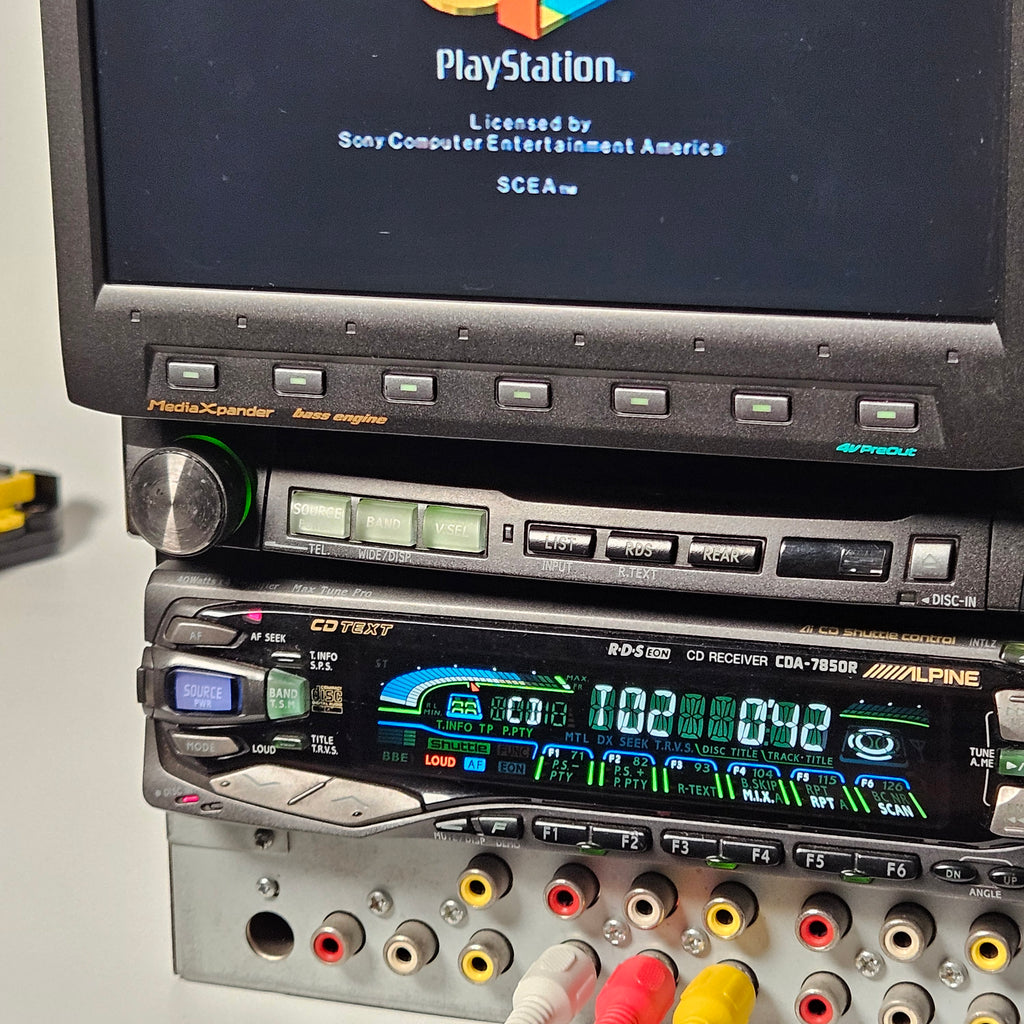 Alpine CDA-7850R/ IVA-D900R
