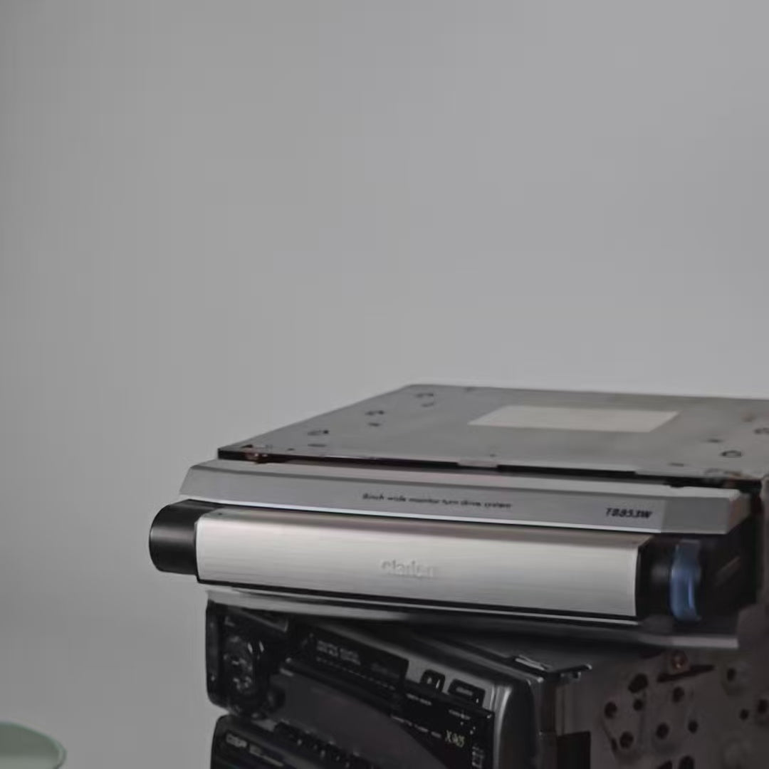 Clarion TB853W