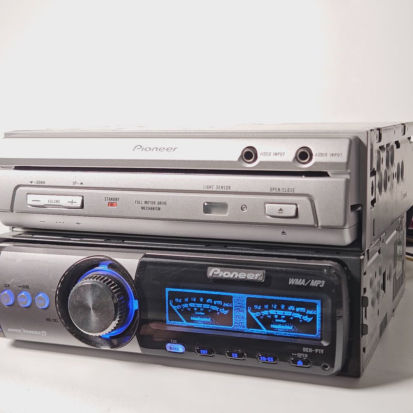 Pioneer DEH-P1Y, AVX-P7800