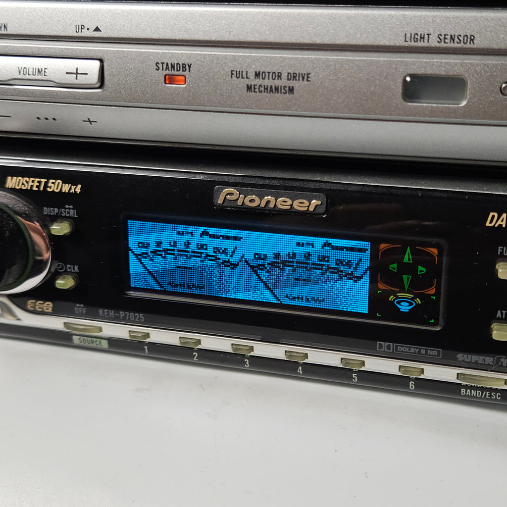 Pioneer KEH-P7025, AVX-P7800