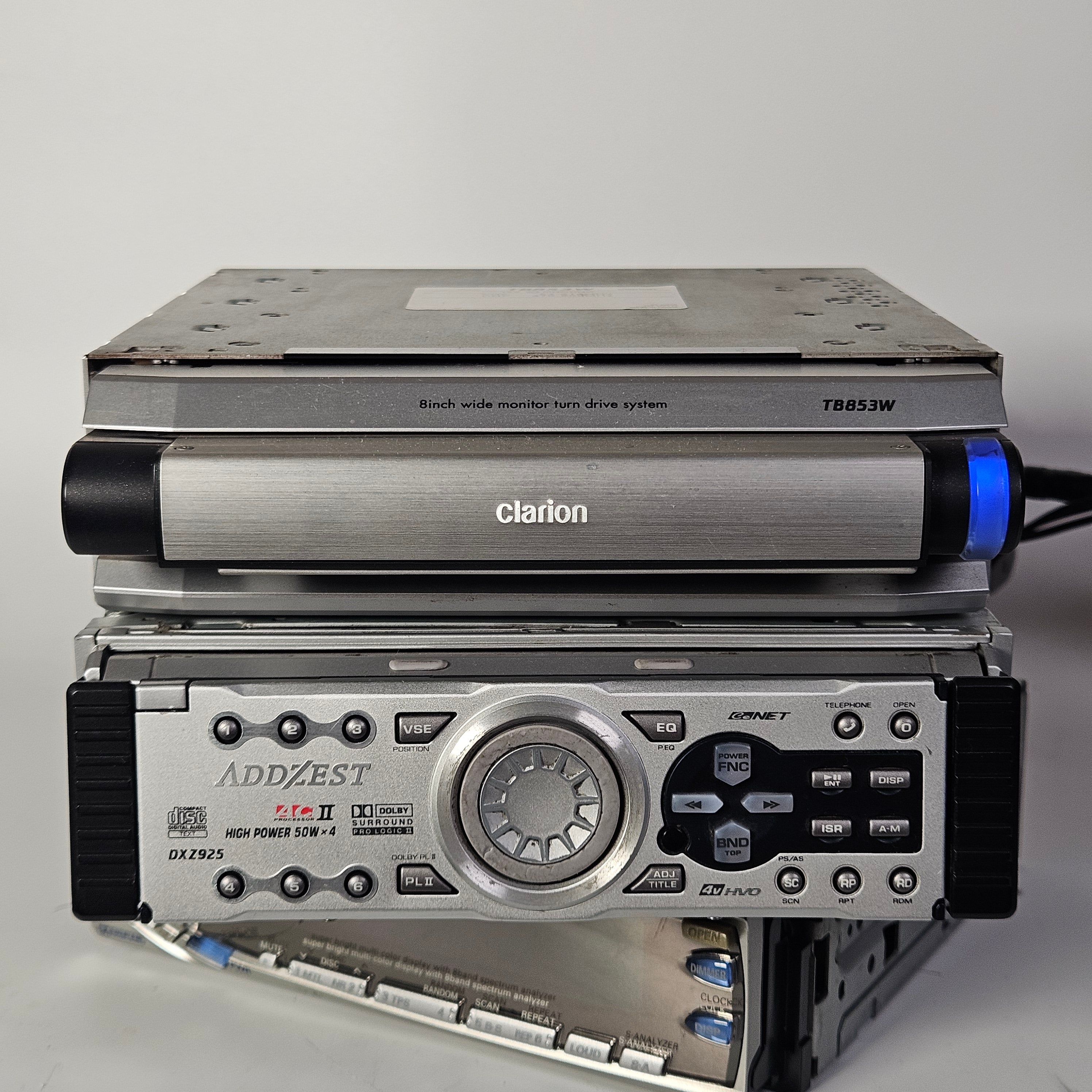 Clarion TB853W/ DXZ925