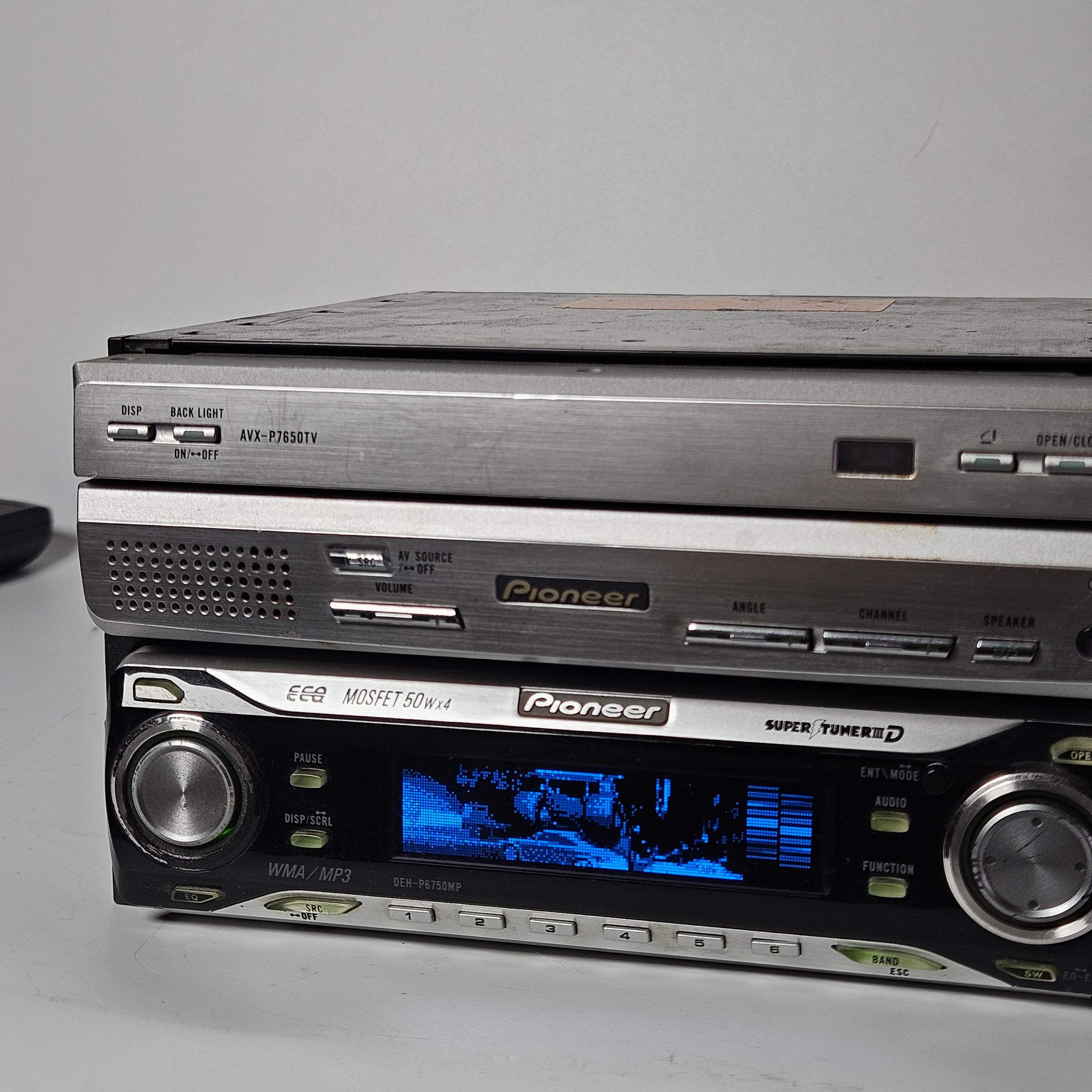 Pioneer AVX-P7650TV/ DEH-P6750MP