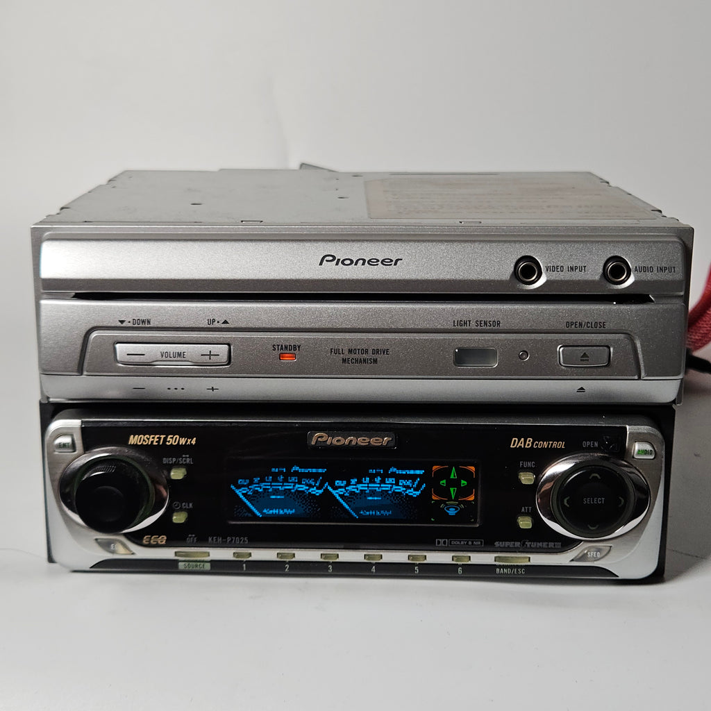 Pioneer KEH-P7025, AVX-P7800