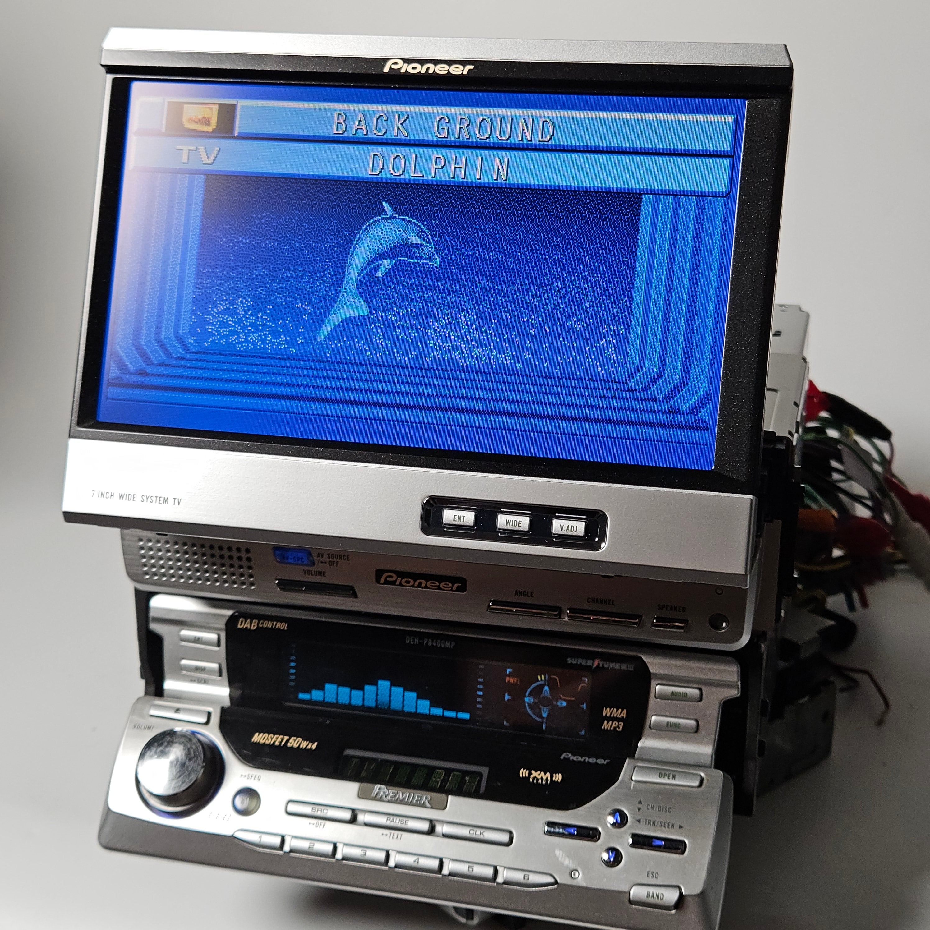 Pioneer DEH-8400mp, AVX-P7650