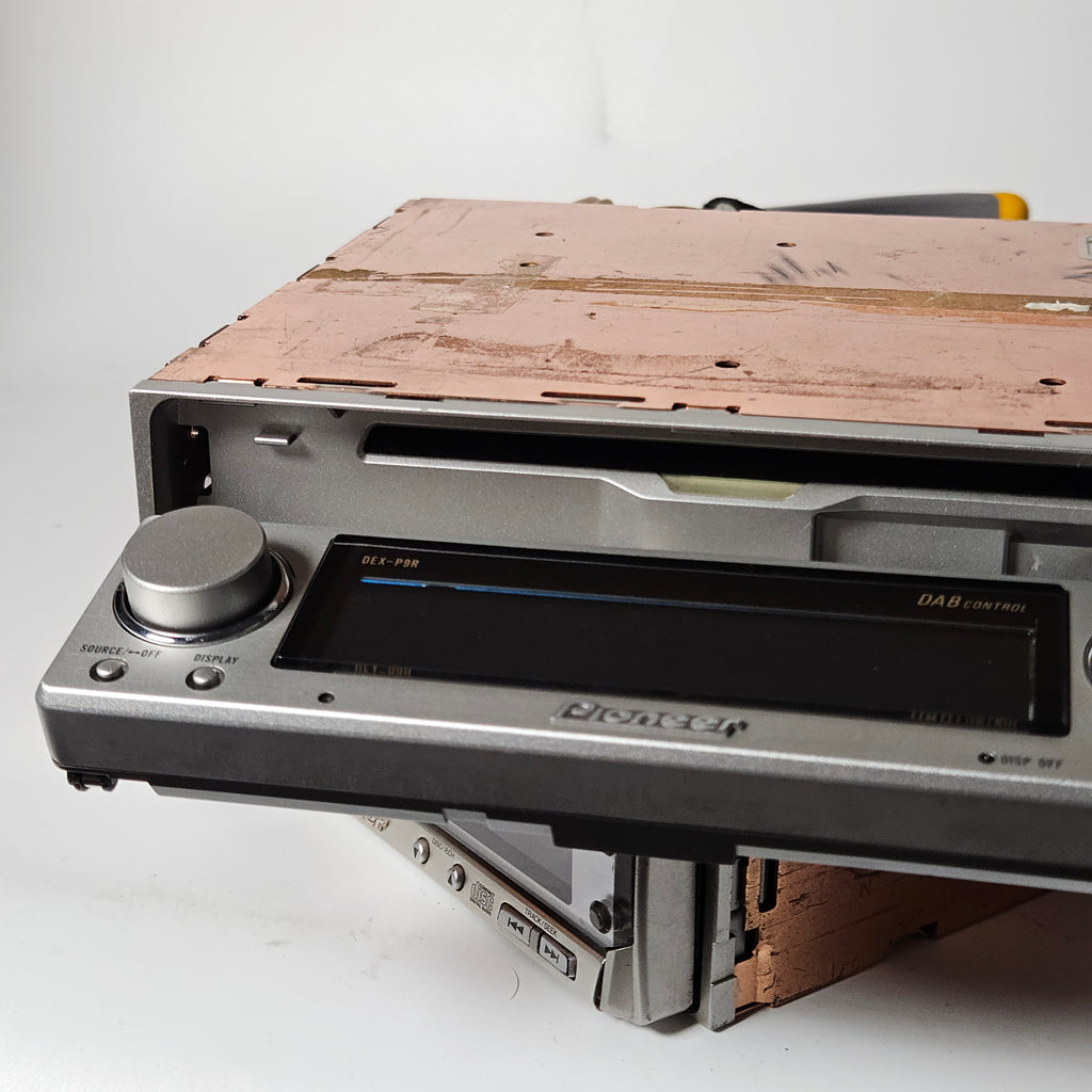 Pioneer P9R