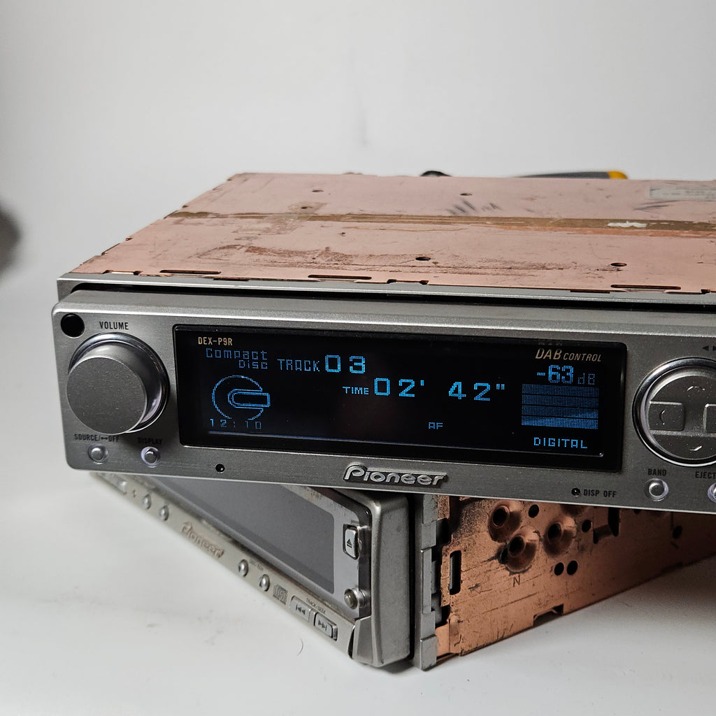 Pioneer P9R