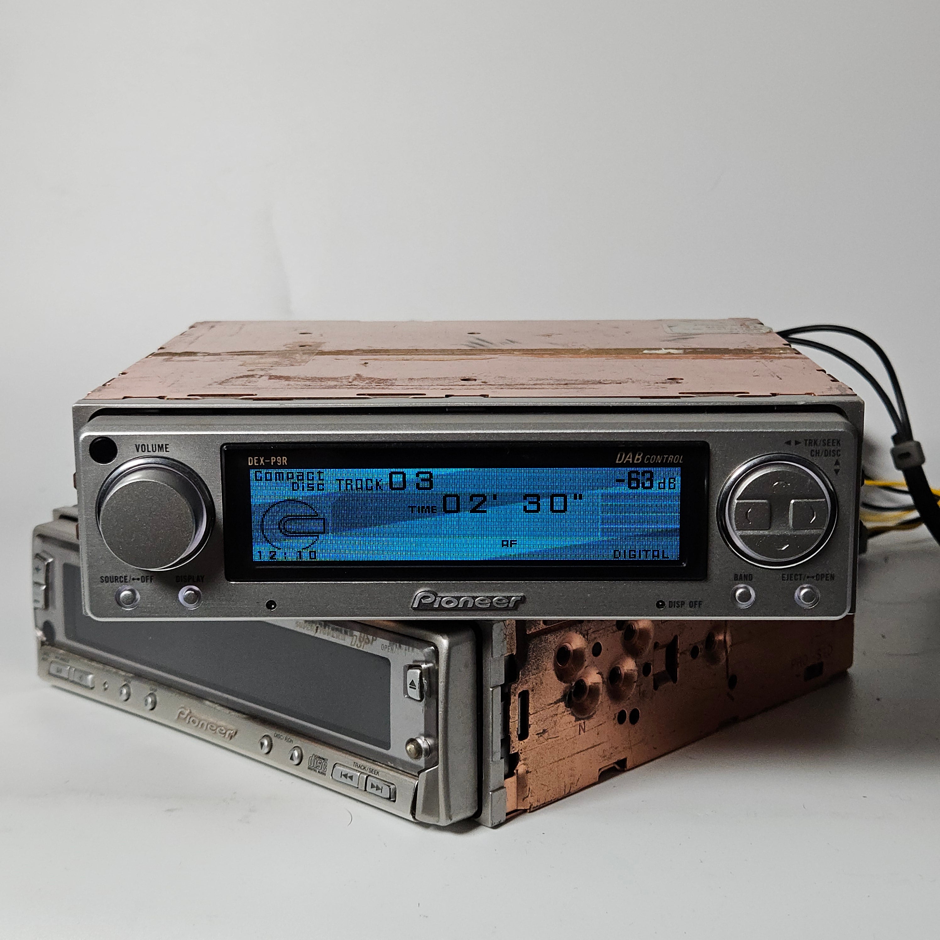Pioneer P9R